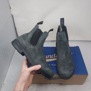 Blundstone WOMENS Chelsea Rustic Black Tall Boot